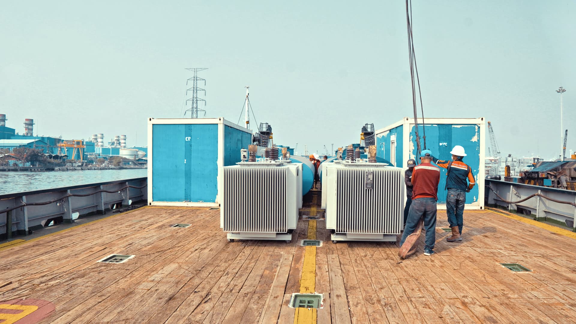 Dokumentasi operasional Logistik Kontainer, Genset & Travo: LCT Mulia Jaya - JLB Logistics